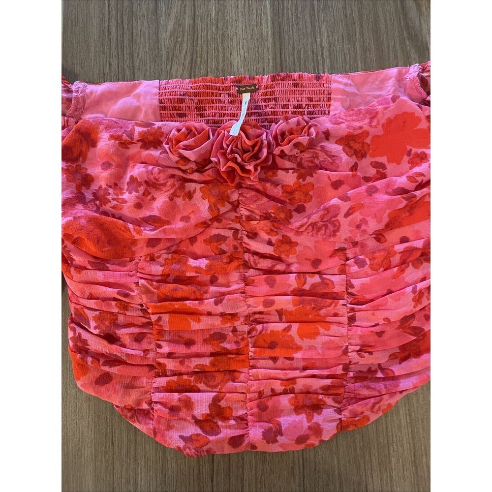 Free People Oh Lala Top Size XS Pink & Red Rose Ruched Shirred NWOT $108 - Picture 5 of 10